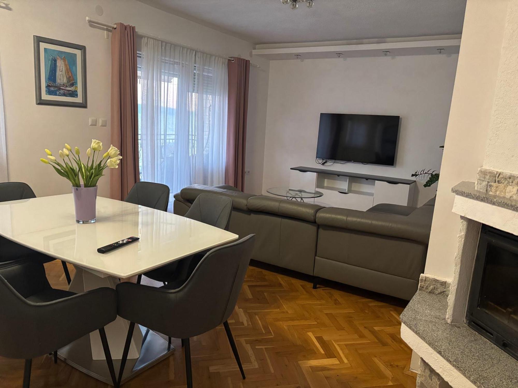M&M Pelivan Apartment Kastela Ngoại thất bức ảnh
